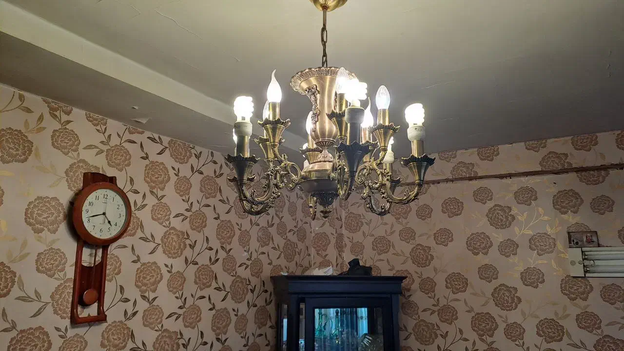 لوستر ۱۲ شاخه|لوستر و چراغ آویز|قزوین, |دیوار