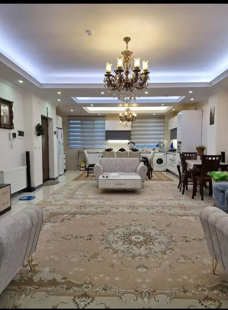 ۹۰متر/دو خواب/خوش نقشه و شیک/افراسیابی