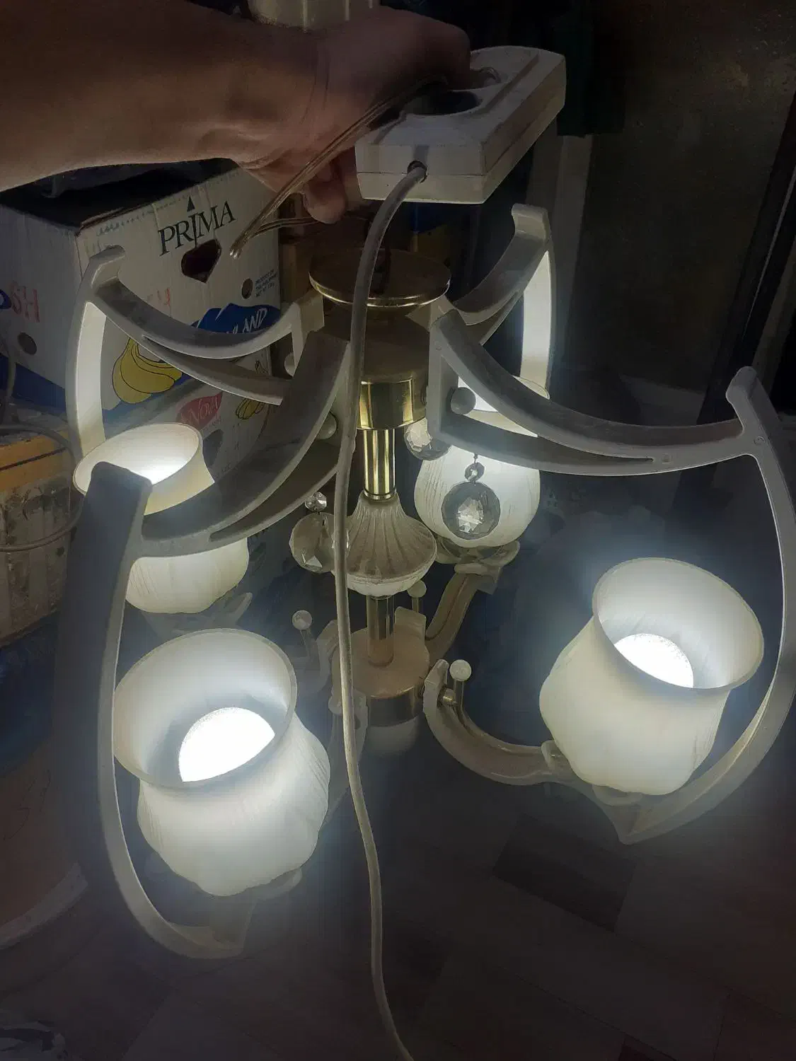 سلام یک عدد لوستر نو قیمت یک میلیون صد|لوستر و چراغ آویز|مشهد, اروند|دیوار