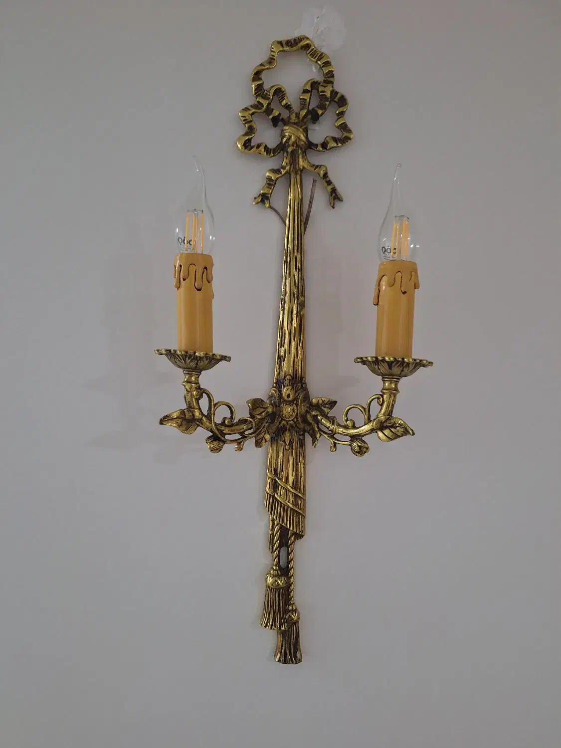 دیوارکوب برنزی ۲ شاخه|لامپ و چراغ|تهران, زعفرانیه|دیوار