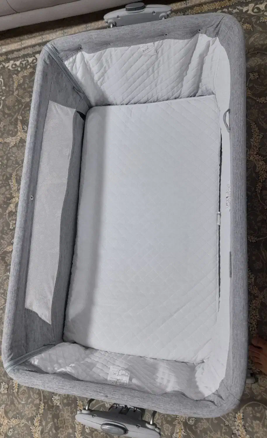 گهواره دلیجان|تخت و سرویس خواب|باغستان, |دیوار