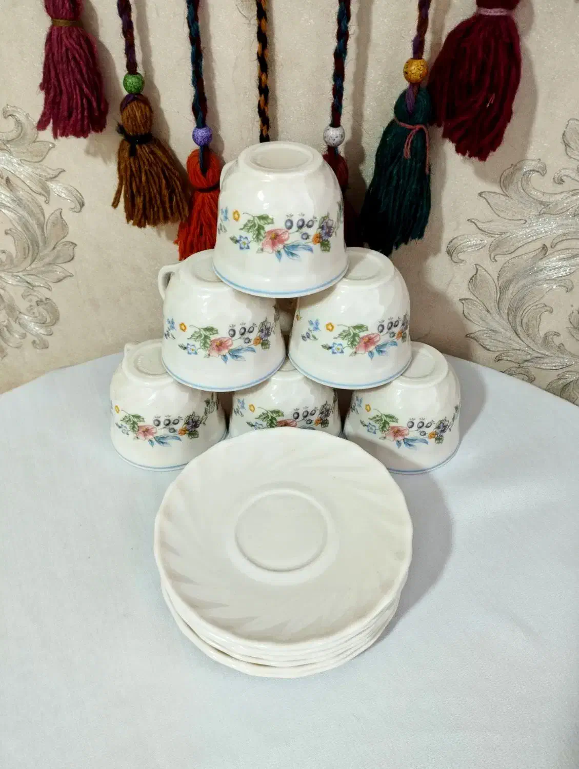 ارکوپال ویکتوریا دافنه ویتا الیزگمت|ظروف سرو و پذیرایی|اندیشه, اندیشه فاز ۲|دیوار