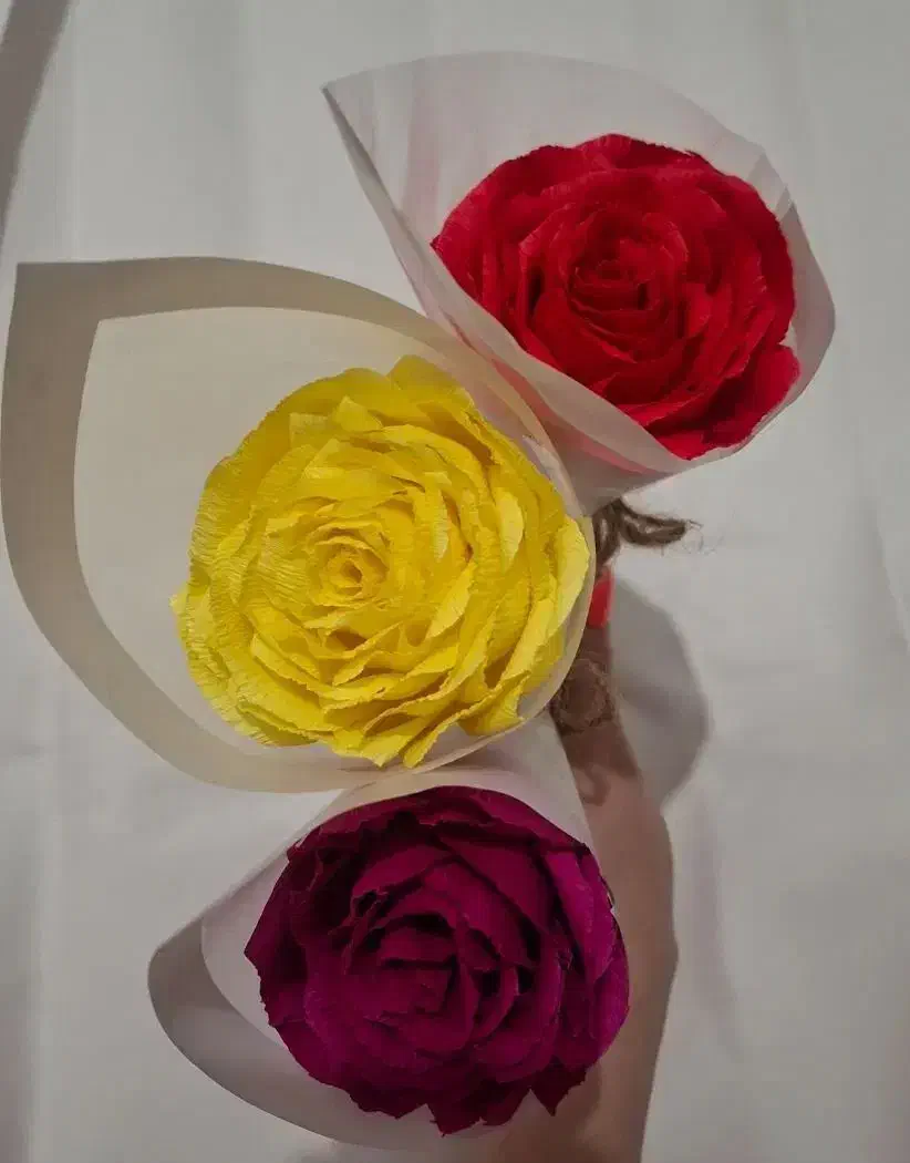 گل کاغذی خاص|گل مصنوعی|اسلامشهر, شهرک احمدیه|دیوار