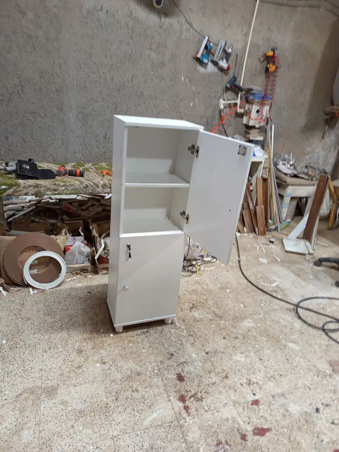 کمد در دار سالن زیبایی در سایزهای مختلف (آک)|آرایشگاه و سالن‌های زیبایی|مشهد, خواجه ربیع|دیوار