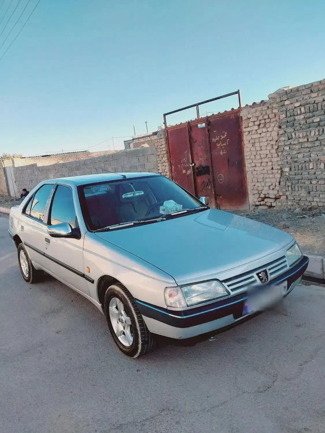 فروشی|خودرو سواری و وانت|قائن, |دیوار