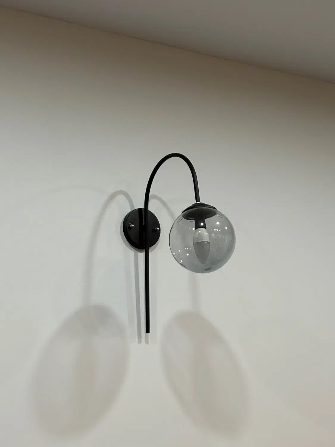 ۲ عدد لوستر مولکولی ۸ شاخه و یک دیوارکوب تک شاخه|لوستر و چراغ آویز|تهران, دریان‌نو|دیوار