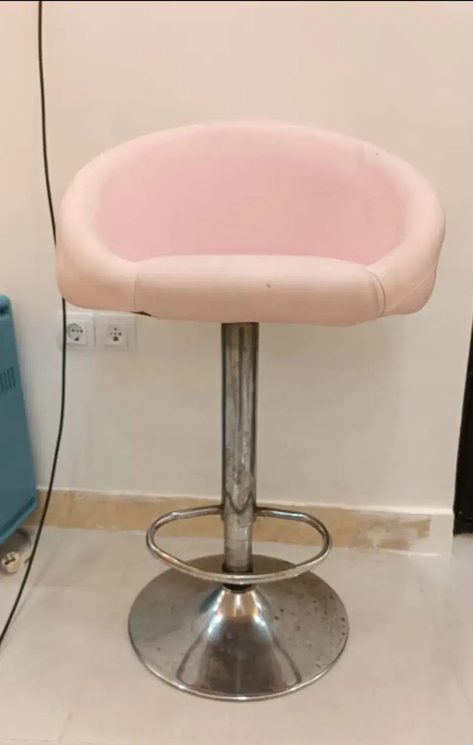 صندلی سالنی|صندلی و نیمکت|رشت, گیل|دیوار