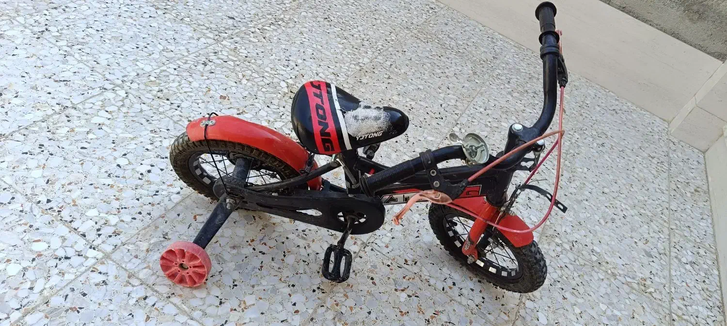 دو چرخه|دوچرخه، اسکیت، اسکوتر|لار, |دیوار