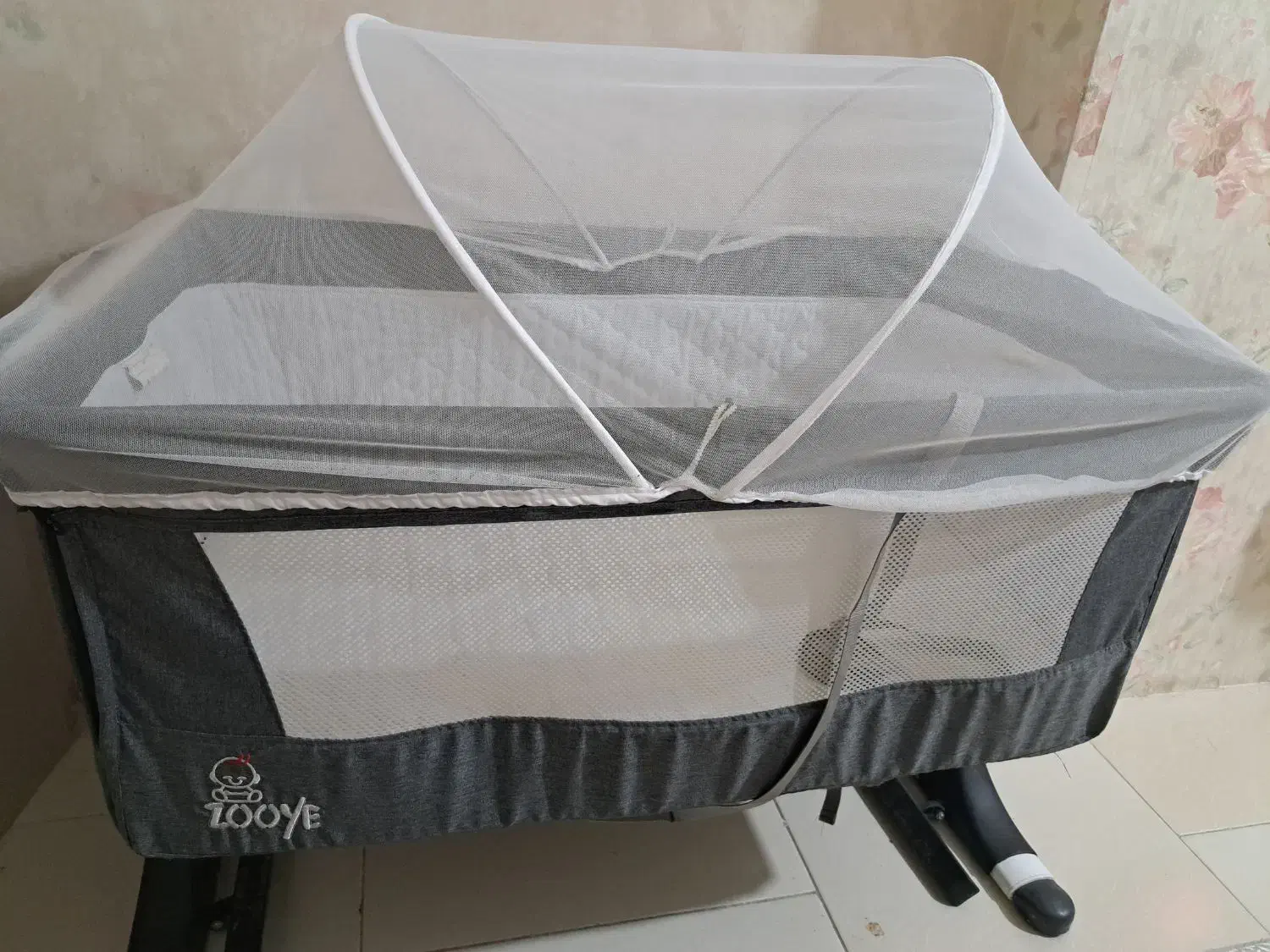 تخت کنار مادر زویه|تخت و صندلی بچه|مشهد, جاهد شهر|دیوار