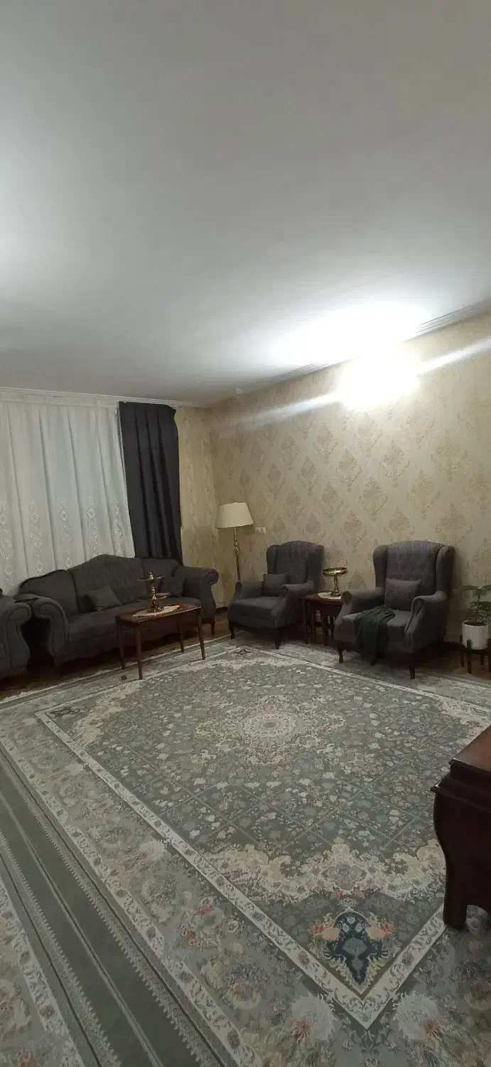 کاشانی/۱۲۰متر/۳ خواب /دربست|اجارهٔ خانه و ویلا|تربتحیدریه, کاشانی|دیوار