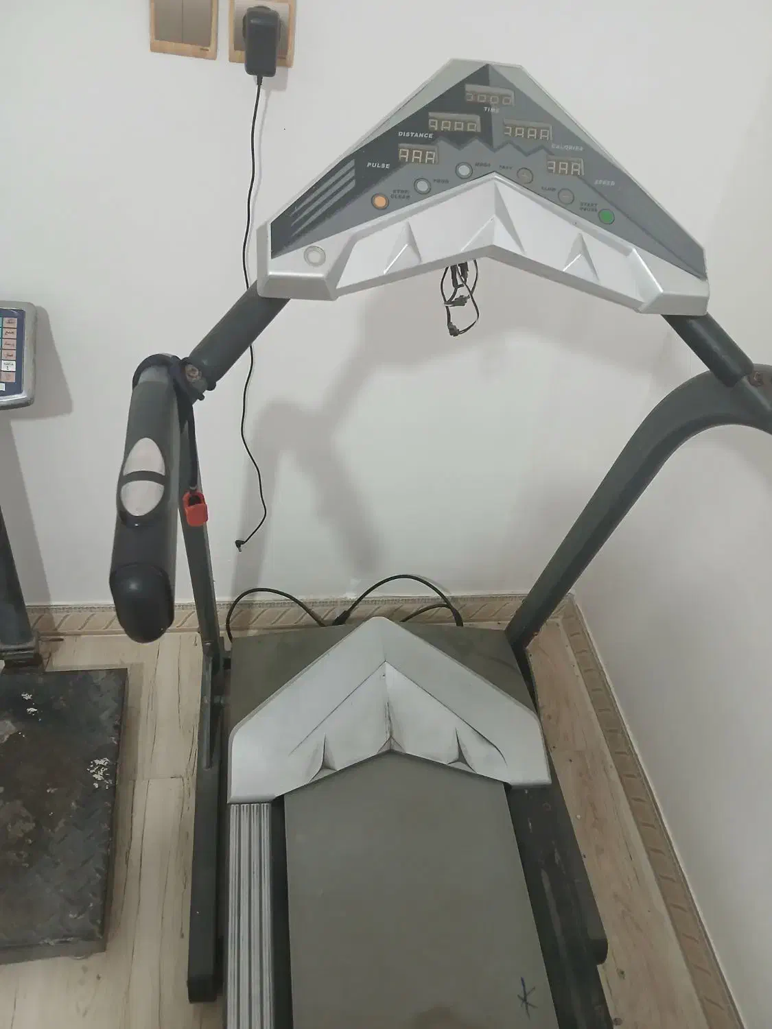 تردمیل خانگی.سالم بشرط|تجهیزات ورزشی|بروجرد, |دیوار