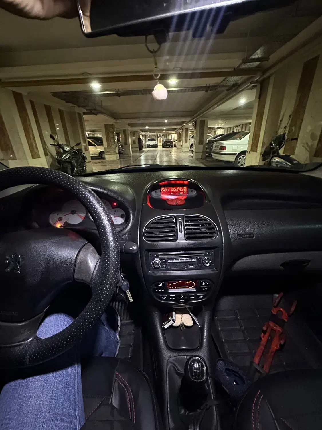 پژو ۲۰۶ تیپ پنج مدل ۹۶|خودرو سواری و وانت|ری, شهید بهشتی|دیوار