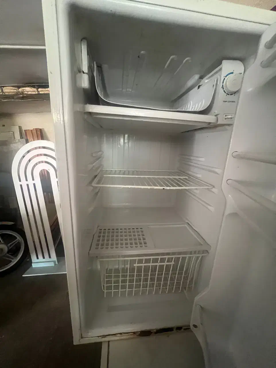 یخچال فریزر کوچیک ۵ فوت|یخچال و فریزر|تهران, نیروی هوایی (پیروزی)|دیوار