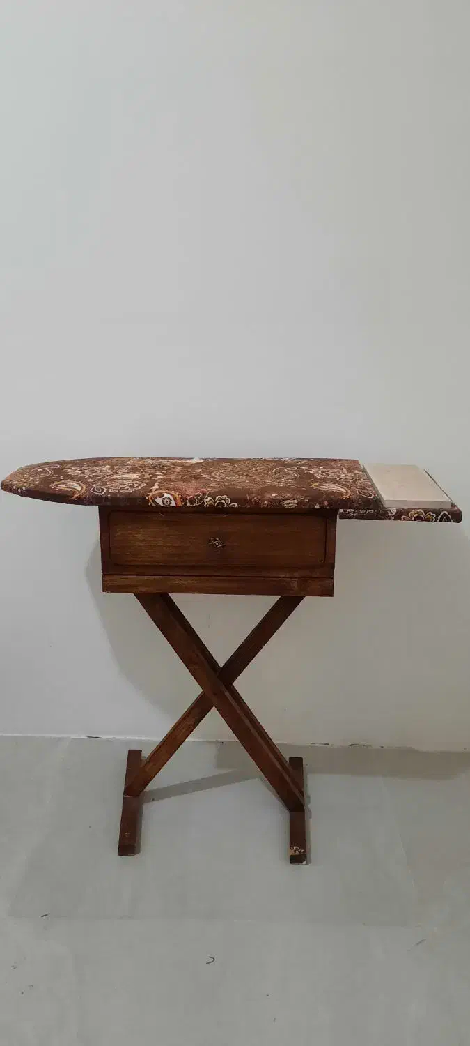 میز چرخ و اتو|اتو و لوازم اتو|مشهد, چهارچشمه|دیوار