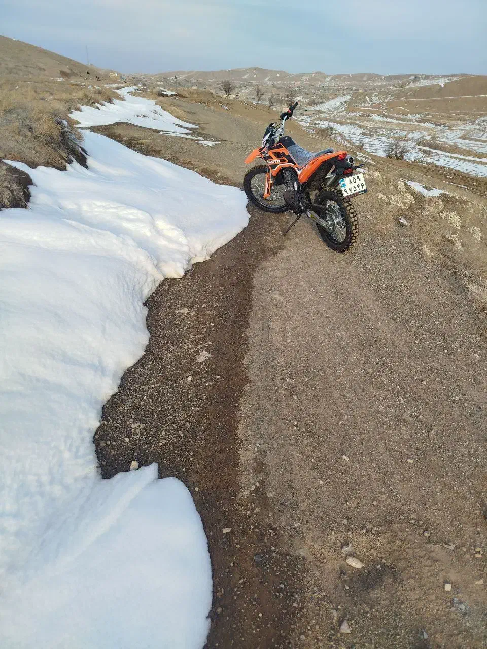 موتورتریل|موتورسیکلت|جغتای, |دیوار