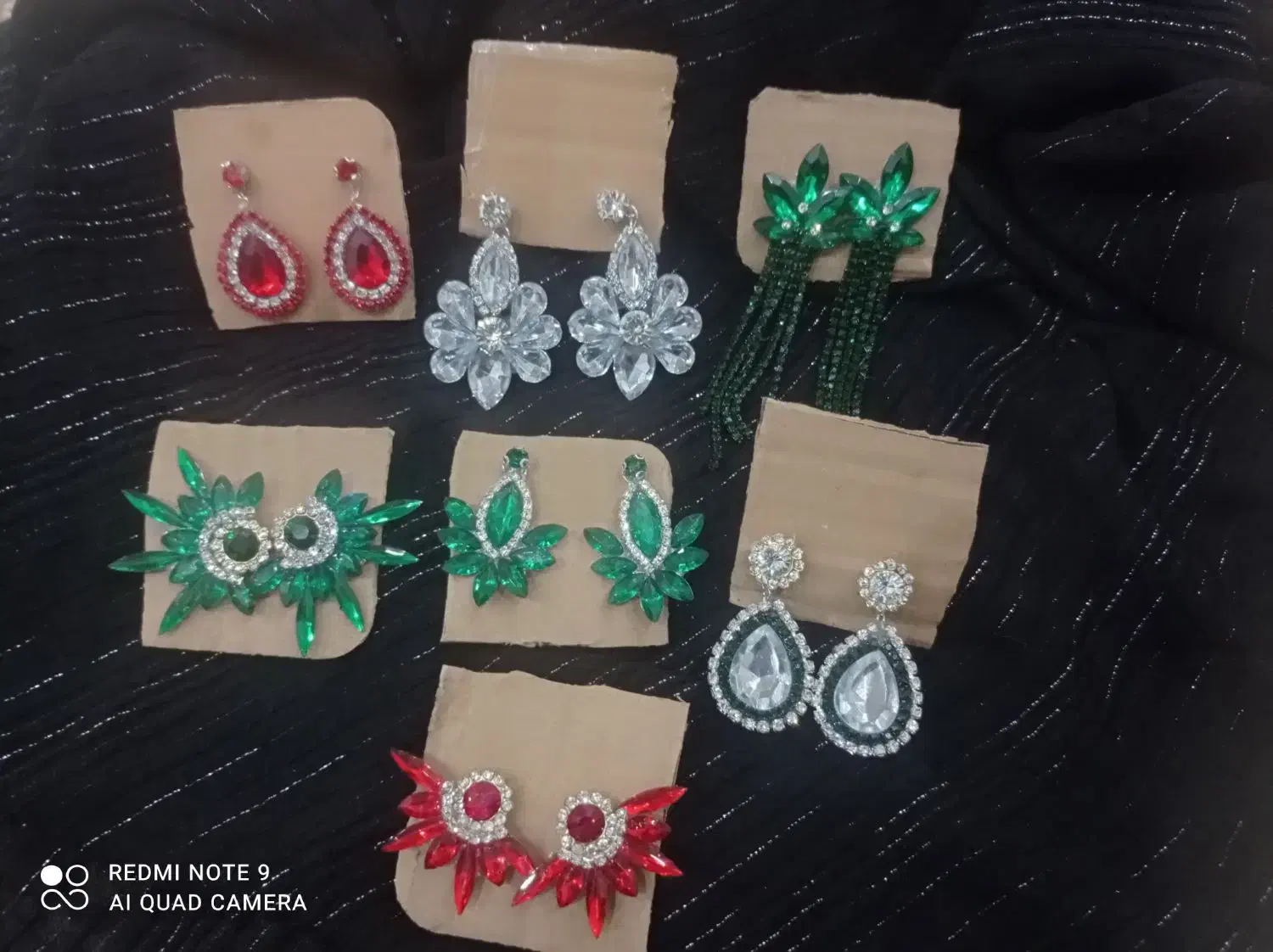 اکسسوری|زیورآلات و اکسسوری|لردگان, |دیوار