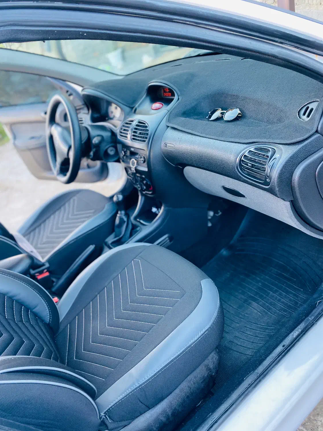 ۲۰۶ مدل ۴۰۱ تیپ ۳|خودرو سواری و وانت|ارومیه, |دیوار