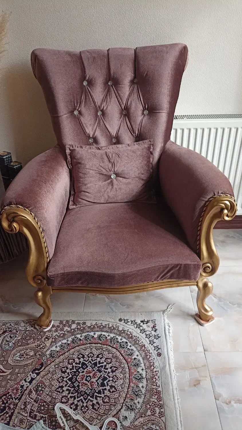 مبل هفت نفره|مبلمان خانگی و میز عسلی|شاهینشهر, خانه کارگر|دیوار