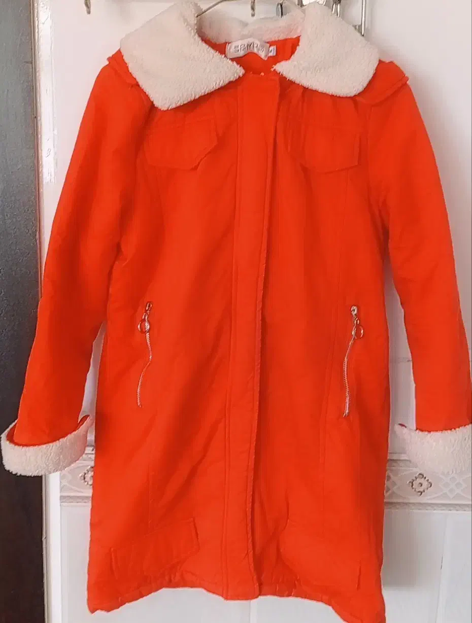 پالتو وکافشن|لباس|دورود, |دیوار