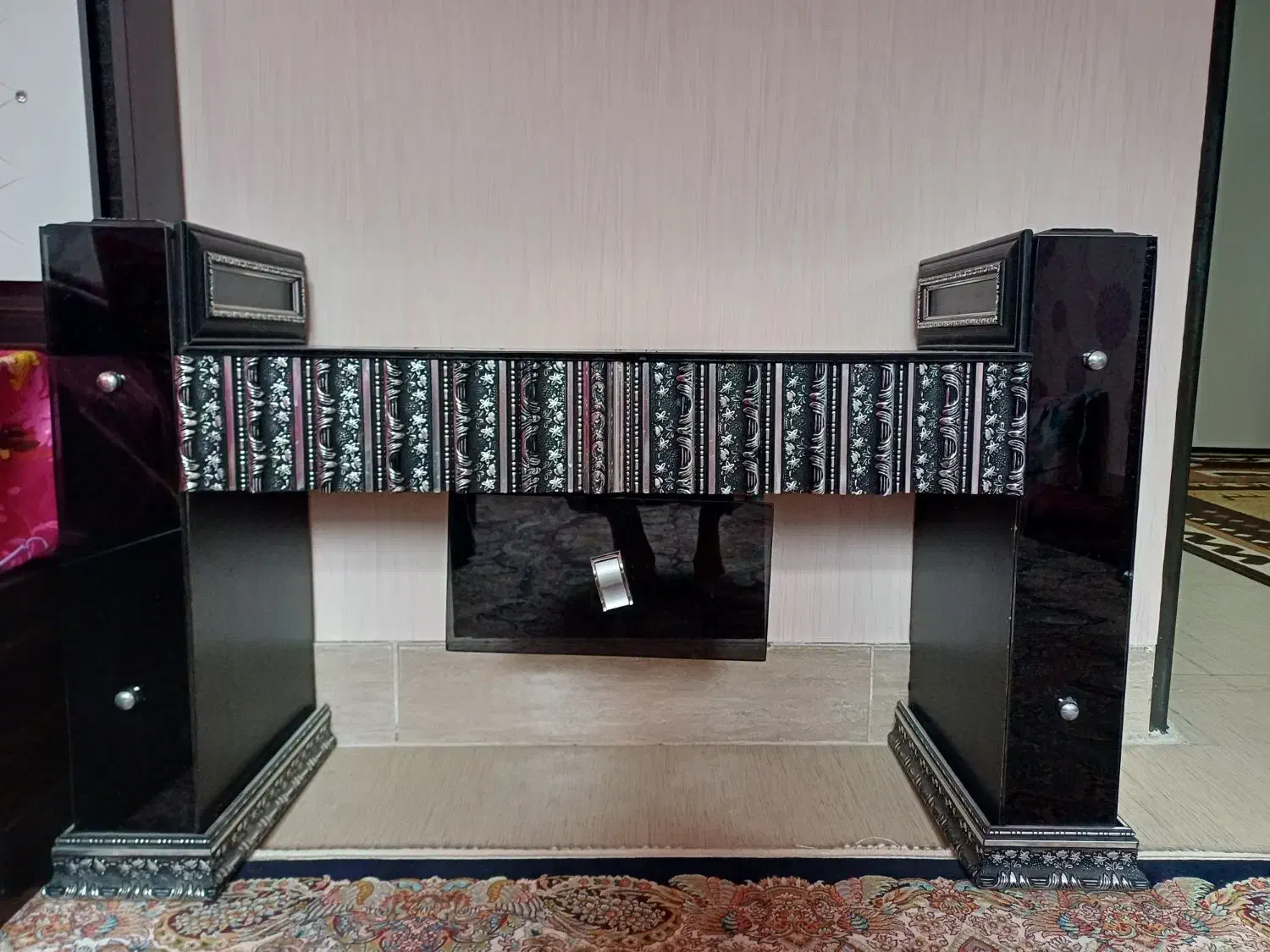 اینه و کنسول|آینه|قائن, |دیوار