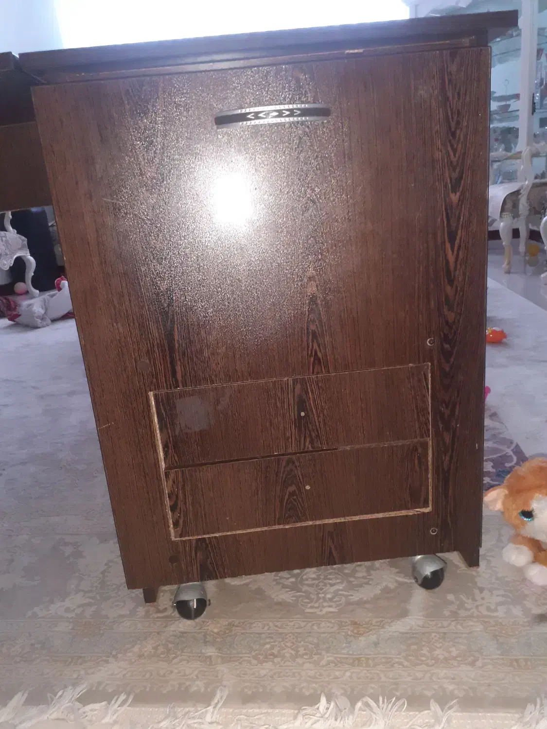 میز چرخ خیاطی|لوازم خیاطی و بافتنی|قم, انسجام|دیوار