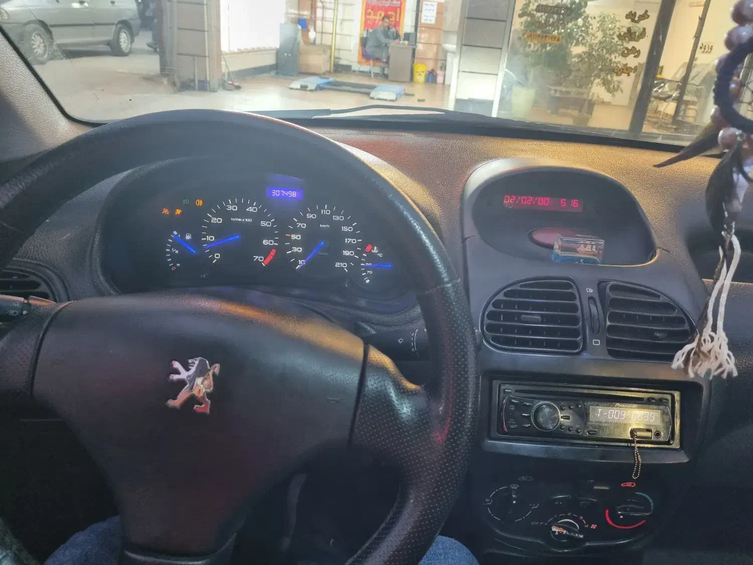 پژو206مدل ۸۲ بیرنگ ۵۰ درصد بسیارسالم|خودرو سواری و وانت|رشت, ولکس|دیوار