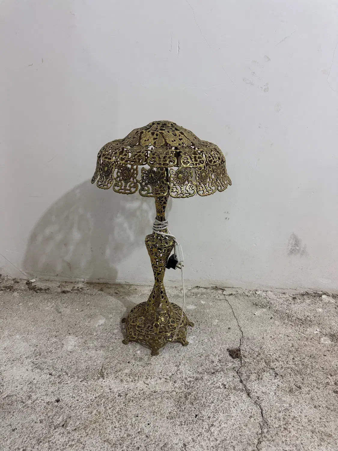 آباژور برنز|چراغ خواب و آباژور|اهر, |دیوار