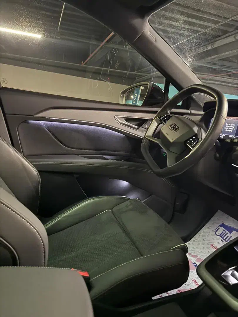 AUDI Q5-E TRON|خودرو سواری و وانت|تهران, میرداماد|دیوار