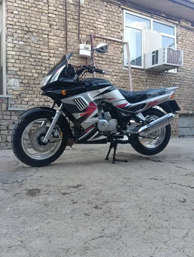 موتور مزایده مدل مدل ۹۳ داری سند سفید کمپانی|موتورسیکلت|همدان, |دیوار
