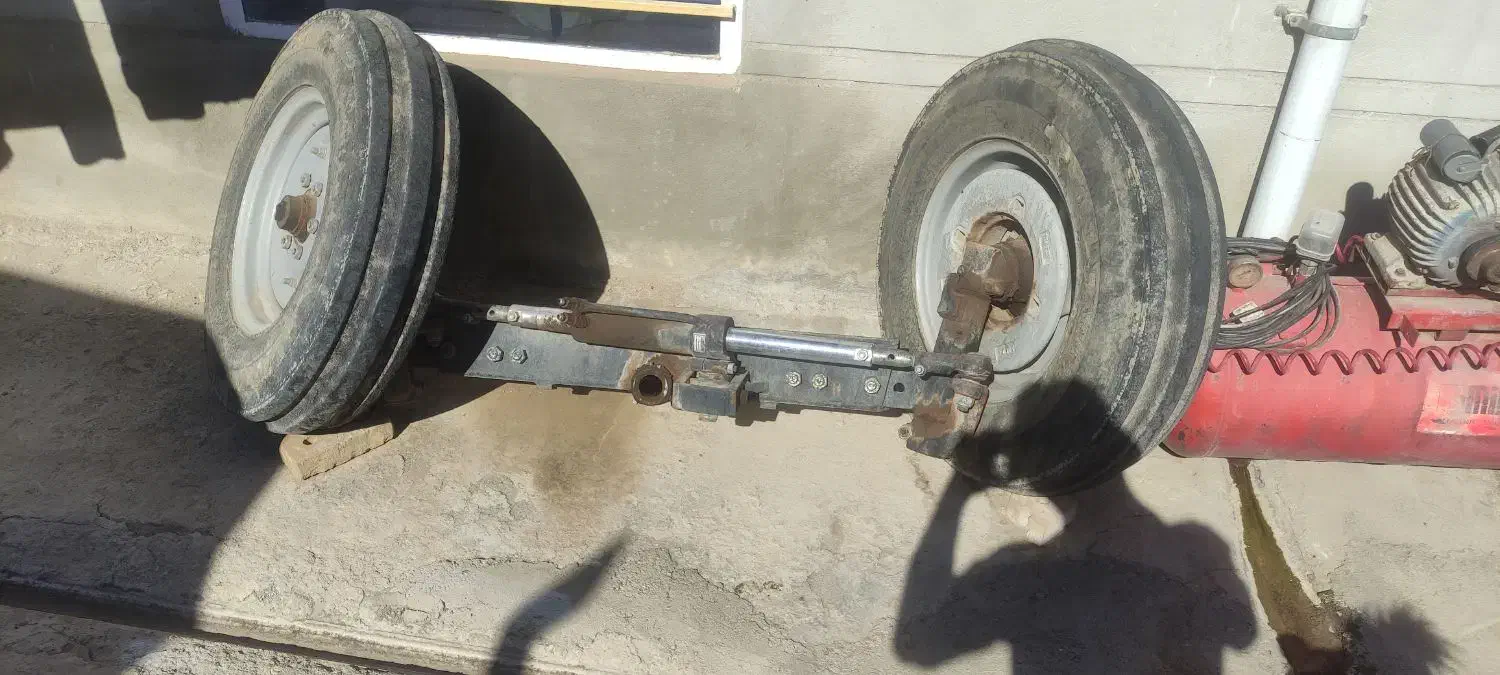 لاستیک و جلوبندی تراکتو 399|ماشین‌آلات صنعتی|مهربان, |دیوار