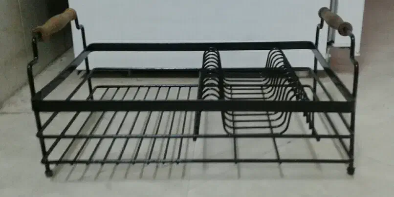 آبچکان|آبچکان و نظمدهنده ظروف|تهران, نیروی هوایی (پیروزی)|دیوار