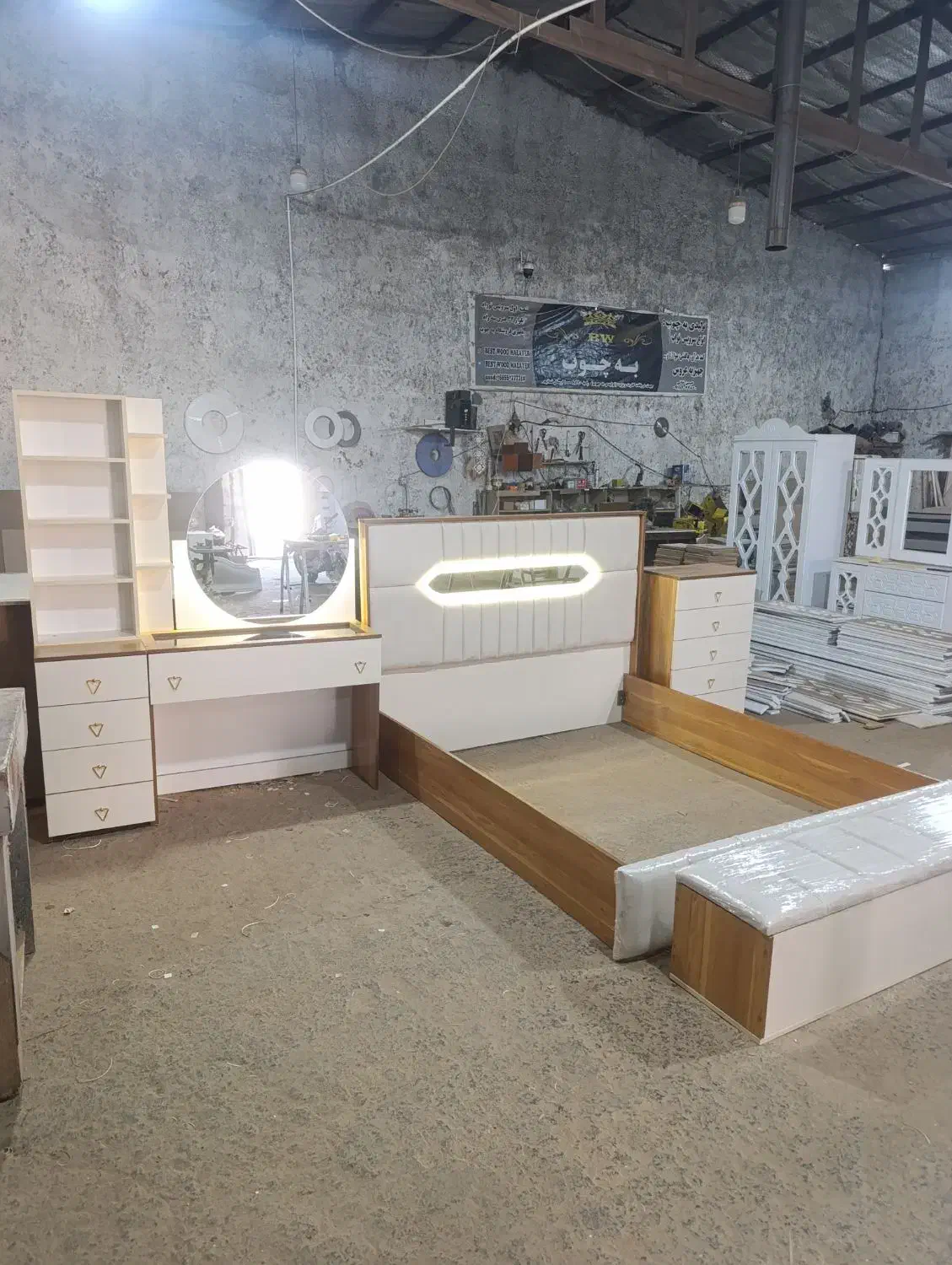 سرویس خواب شرکتی بک لایت|تخت و سرویس خواب|ملایر, |دیوار