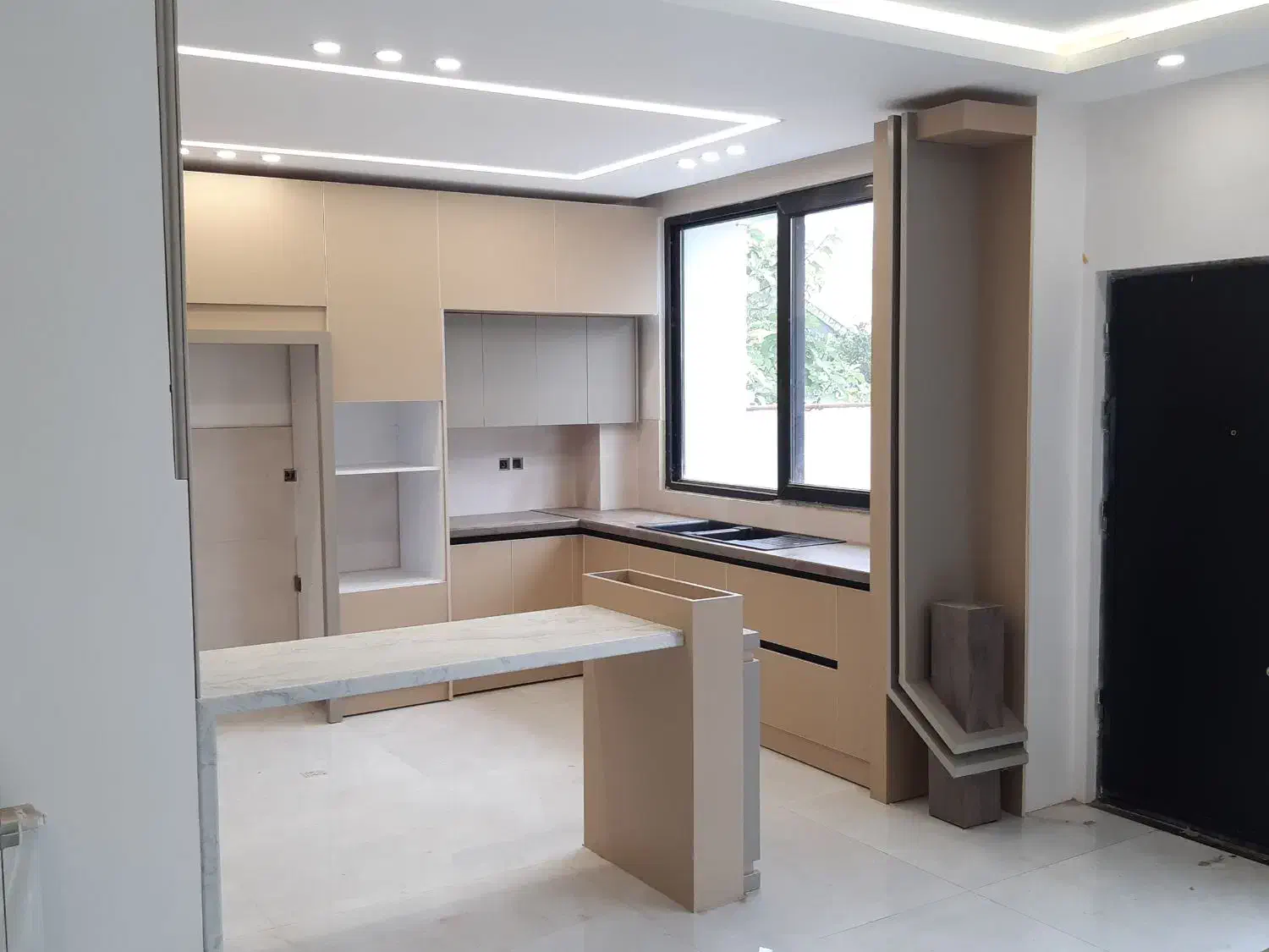 طراحی و ساخت انواع کابینت و کمد|مصالح و تجهیزات ساختمان|رشت, فلسطین|دیوار