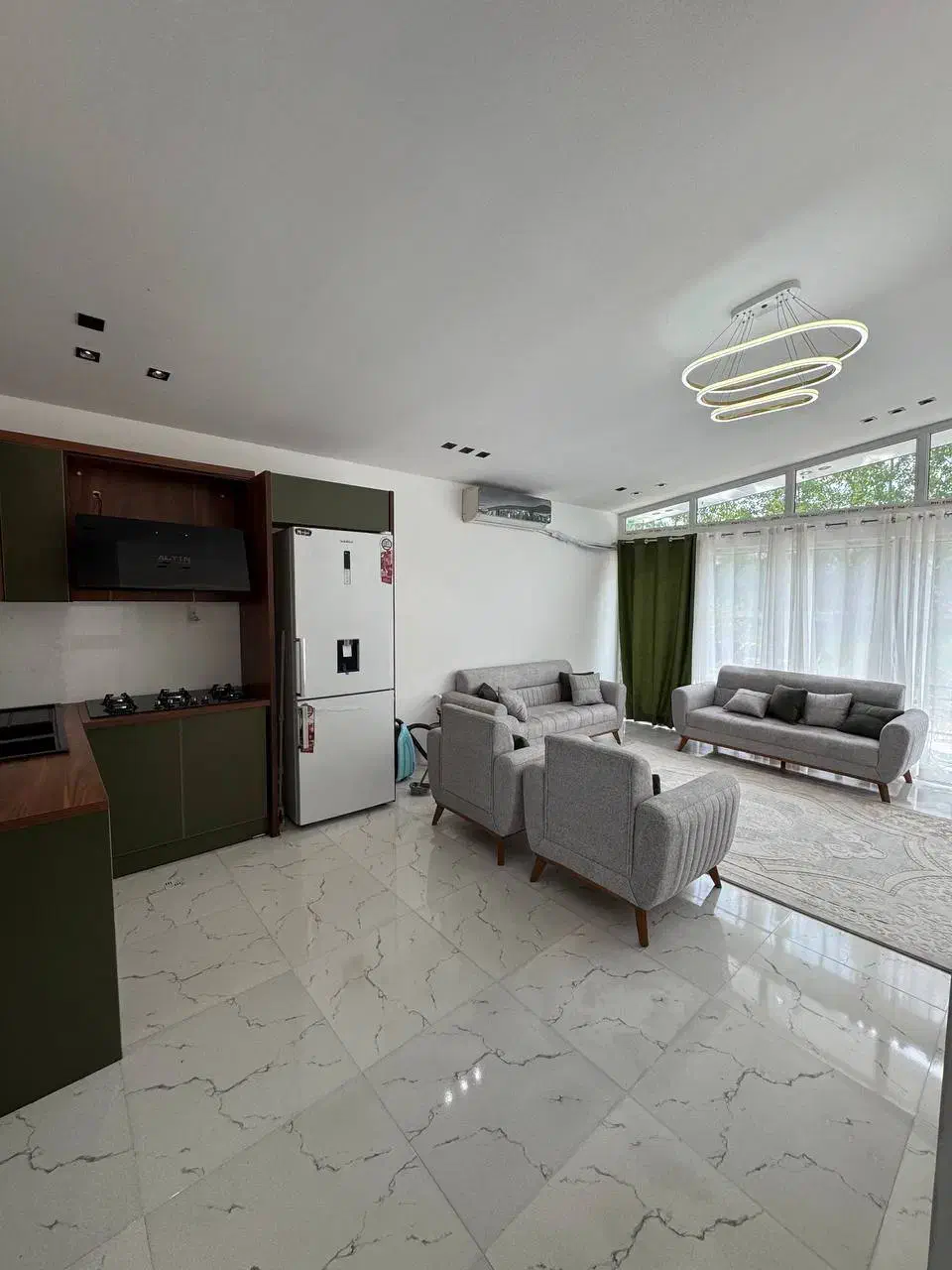 فول فرنیش ویلازیرقیمت ۲/۳۰۰به دلیل مهاجرت.مدارکدار|فروش خانه و ویلا|تهران, تهرانپارس جنوبی|دیوار