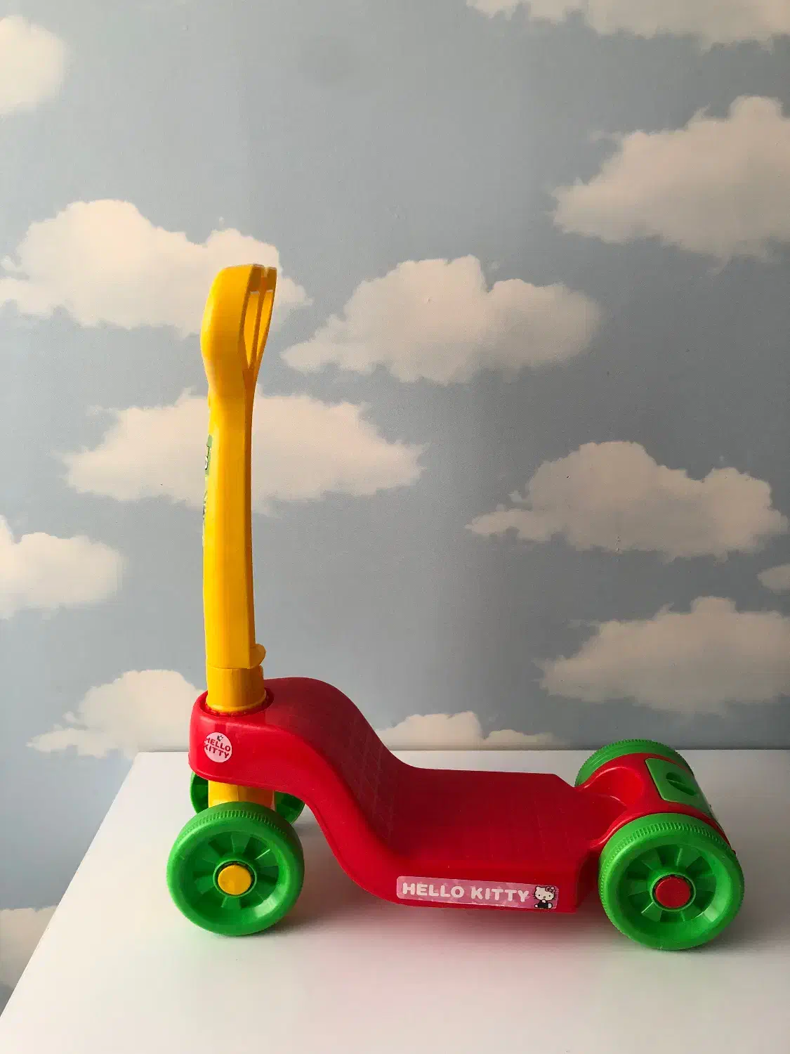 اسکوتر کودک|اسباب‌بازی بچه|دماوند, دماوند|دیوار