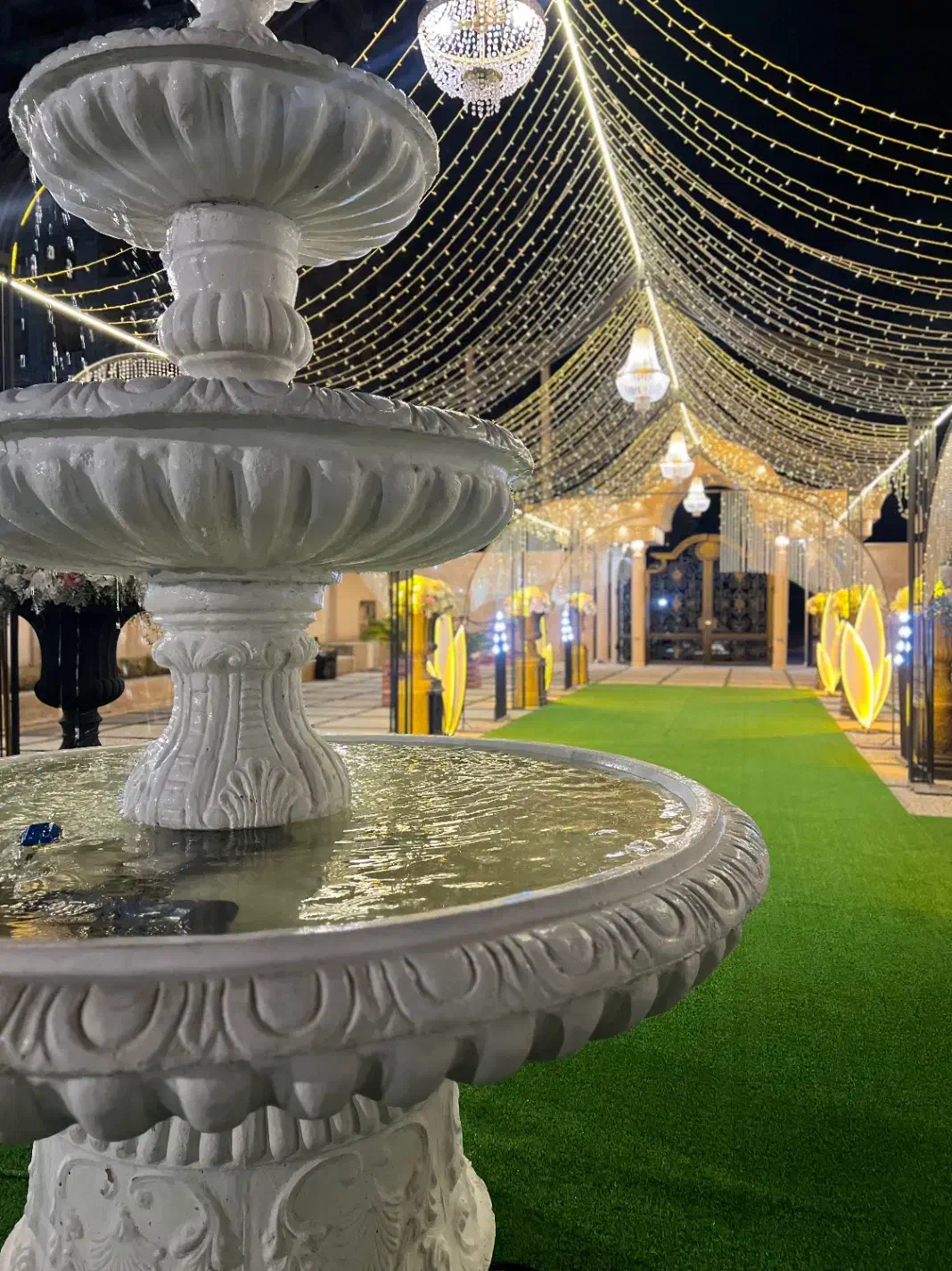 باغ تالار آلاله /عمارت بارآفر ویژه|خدمات پذیرایی، مراسم|اندیشه, اندیشه فاز ۳|دیوار