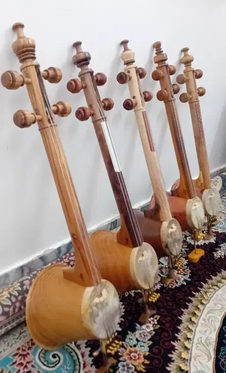 کمانچه|سازهای سنتی|نهاوند, |دیوار