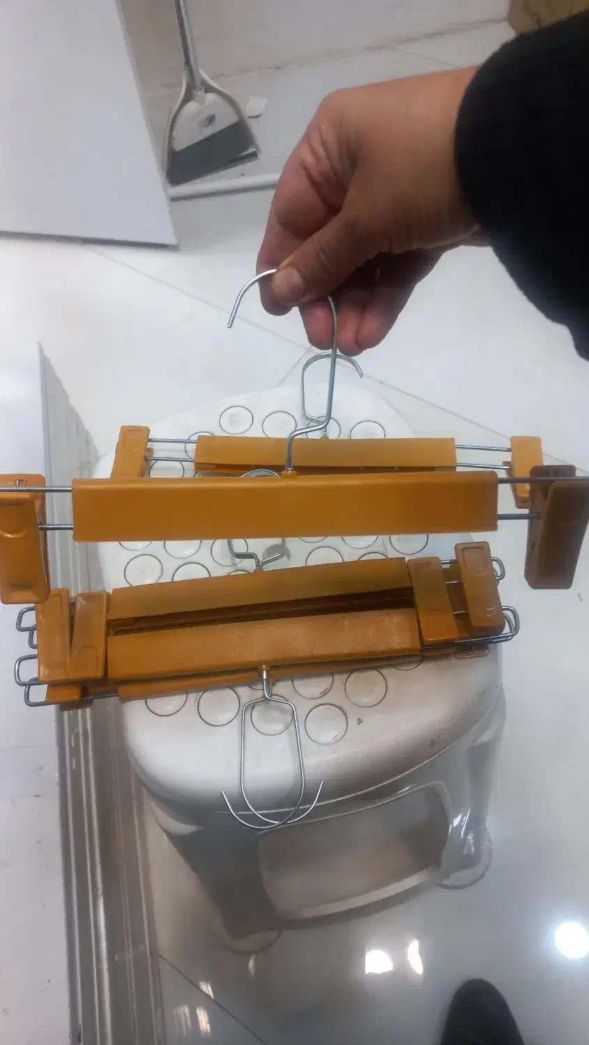 رخت اویز|بندرخت و رخت‌آویز|سبزوار, قلعه‌نو دهزار|دیوار