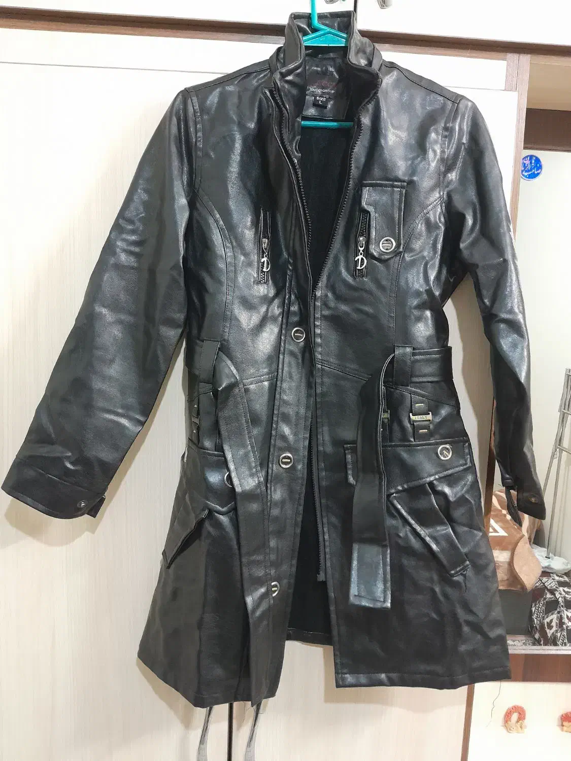 پالتو چرم زنانه درحدنو|لباس|اصفهان, شهرک امام خمینی|دیوار