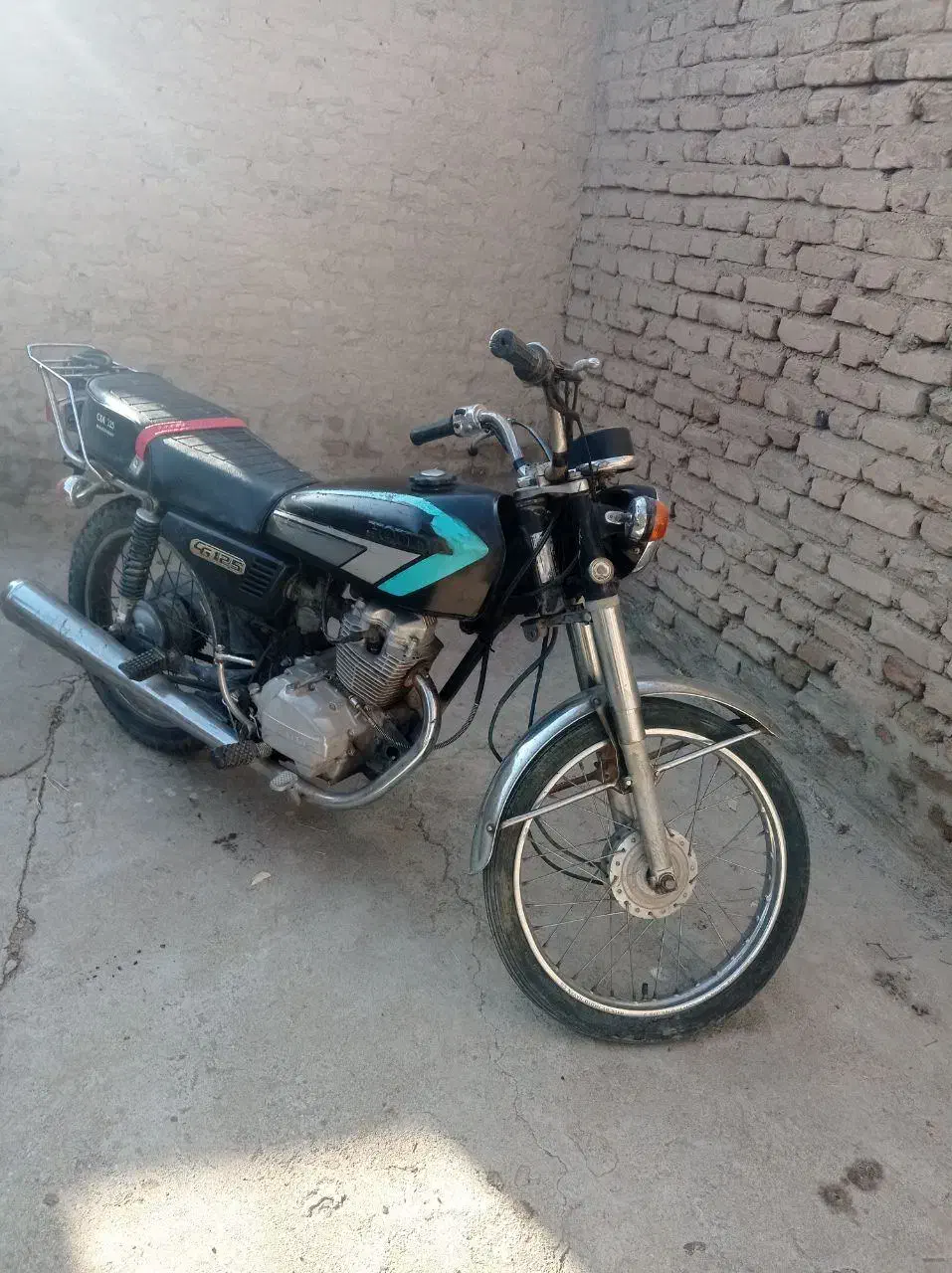 موتور ۱۲۵ ۲۰ تومان|موتورسیکلت|شاهین دژ, |دیوار