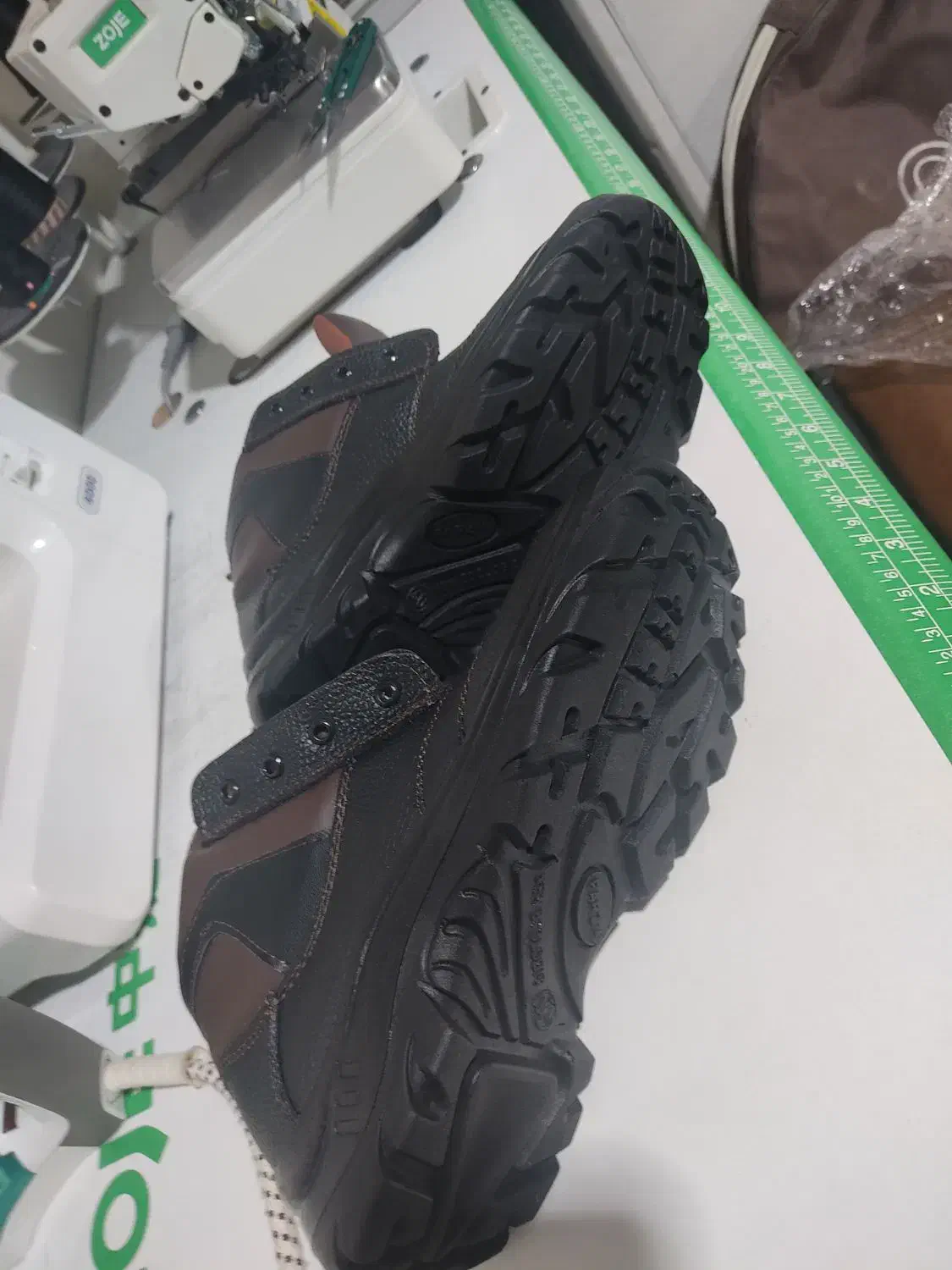 یک جفت نیم بوت کفش کار سایز ۴۰|کیف، کفش، کمربند|شاهین‌شهر, گزبرخوار|دیوار