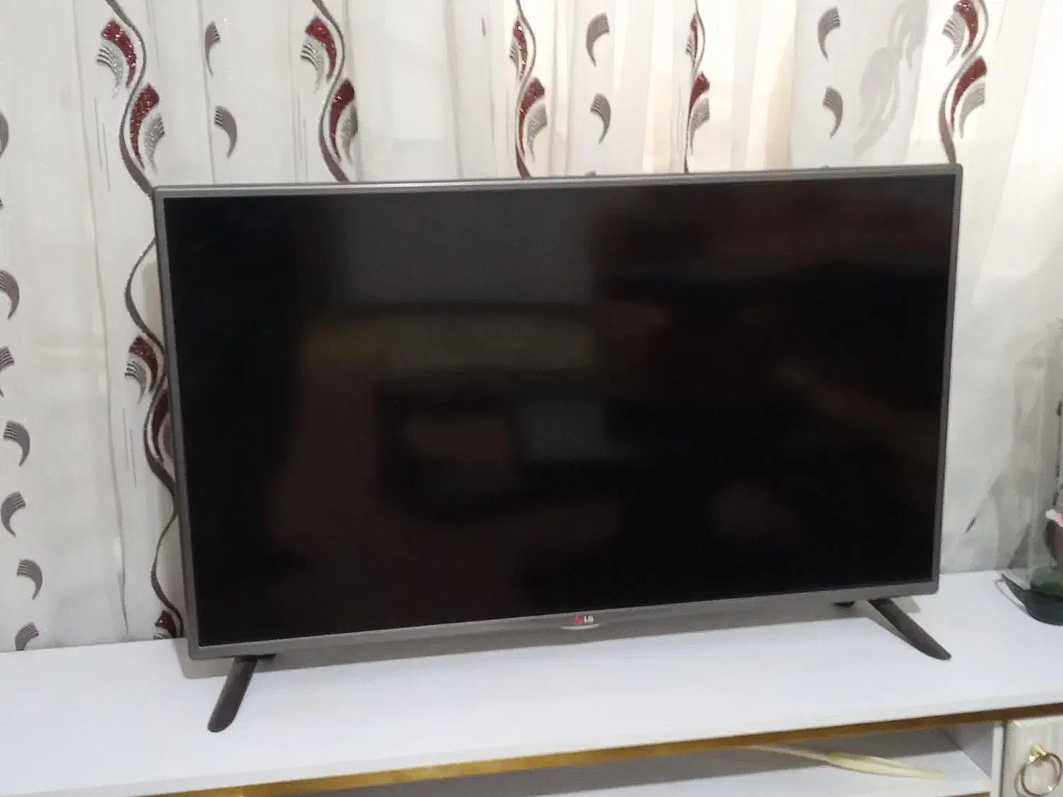 تلوزیون ال جی ۴۲ اصل کره|تلویزیون و پروژکتور|تهران, تهرانپارس شرقی|دیوار