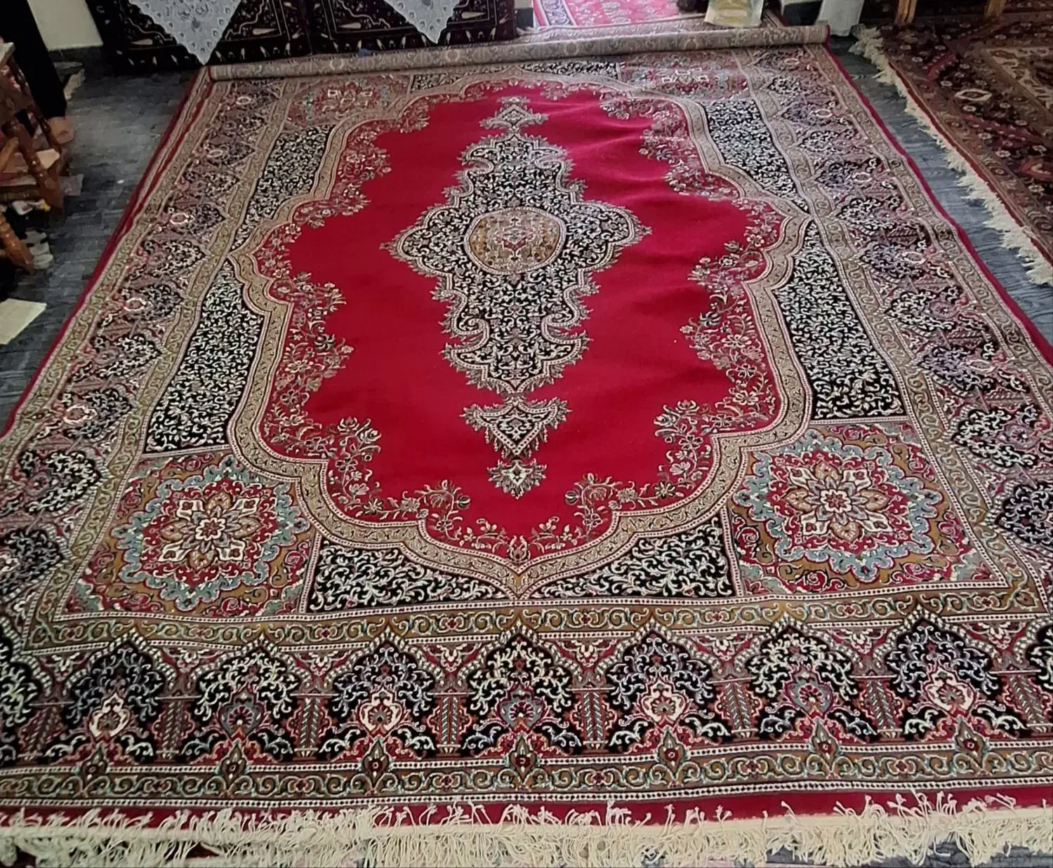 فروش فرش ۱۲ متری نو و پا نخورده|فرش|کازرون, |دیوار