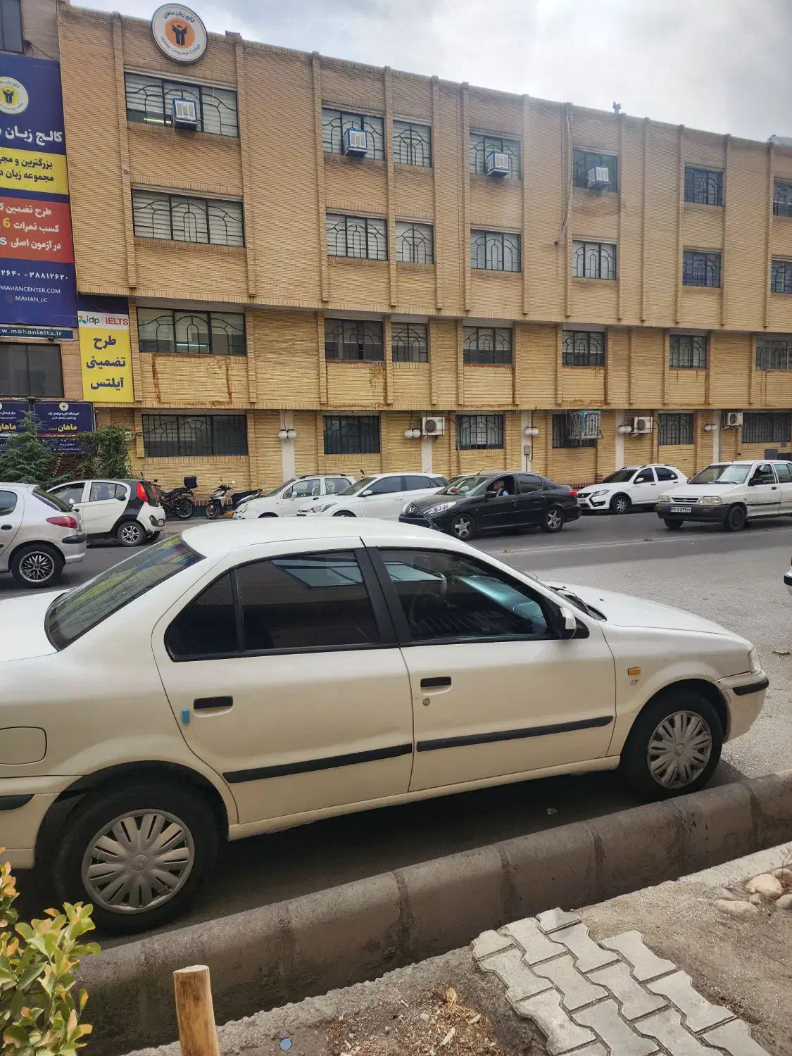 سمند مدل ۹۷|خودرو سواری و وانت|مشهد, هفت تیر (نه دره)|دیوار