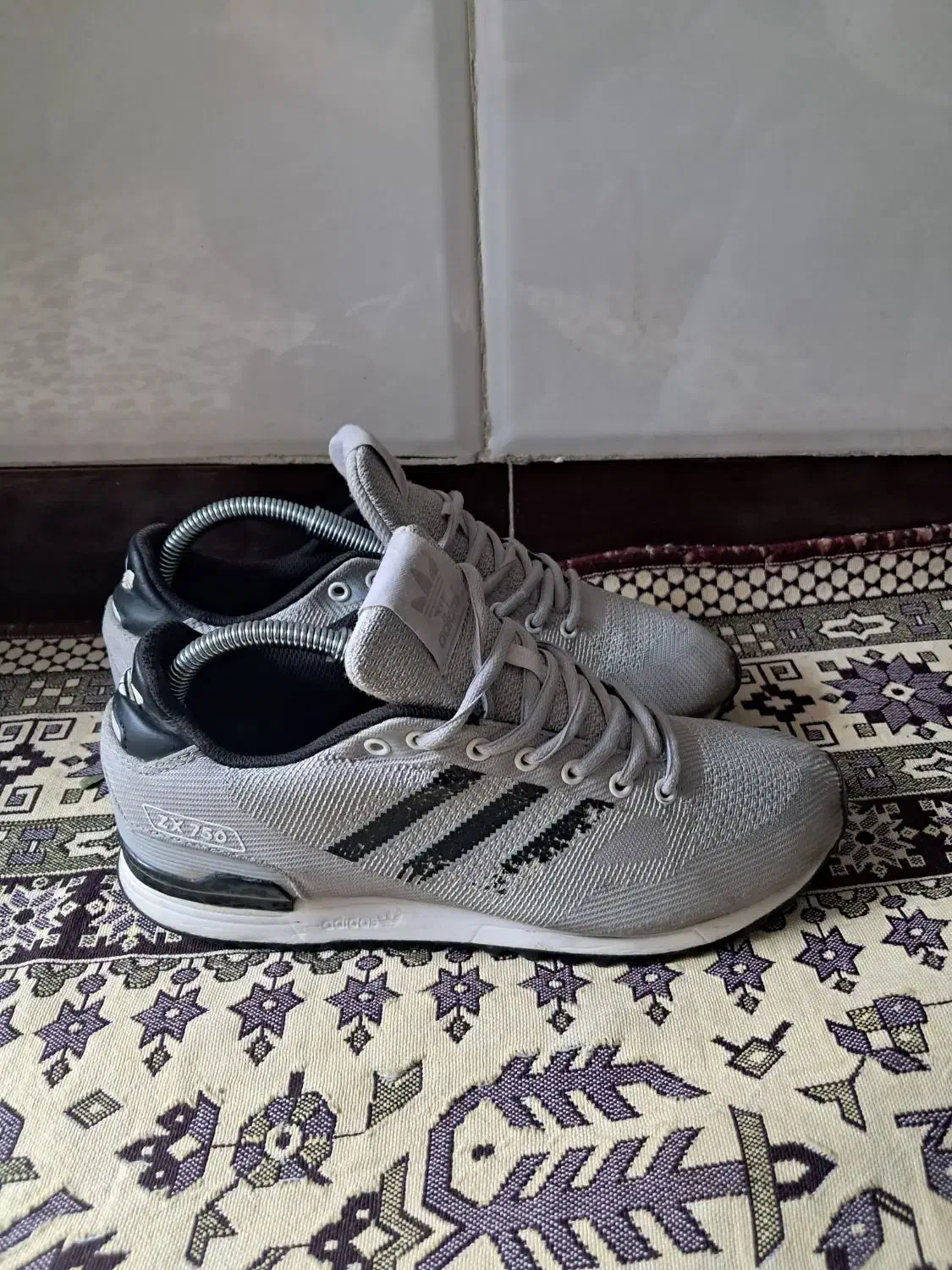 کتونی zx750 اورجینال درحد اکبند سایز۴۱.۵|کیف، کفش، کمربند|تهران, میدان میوه و تره‌بار مرکزی|دیوار