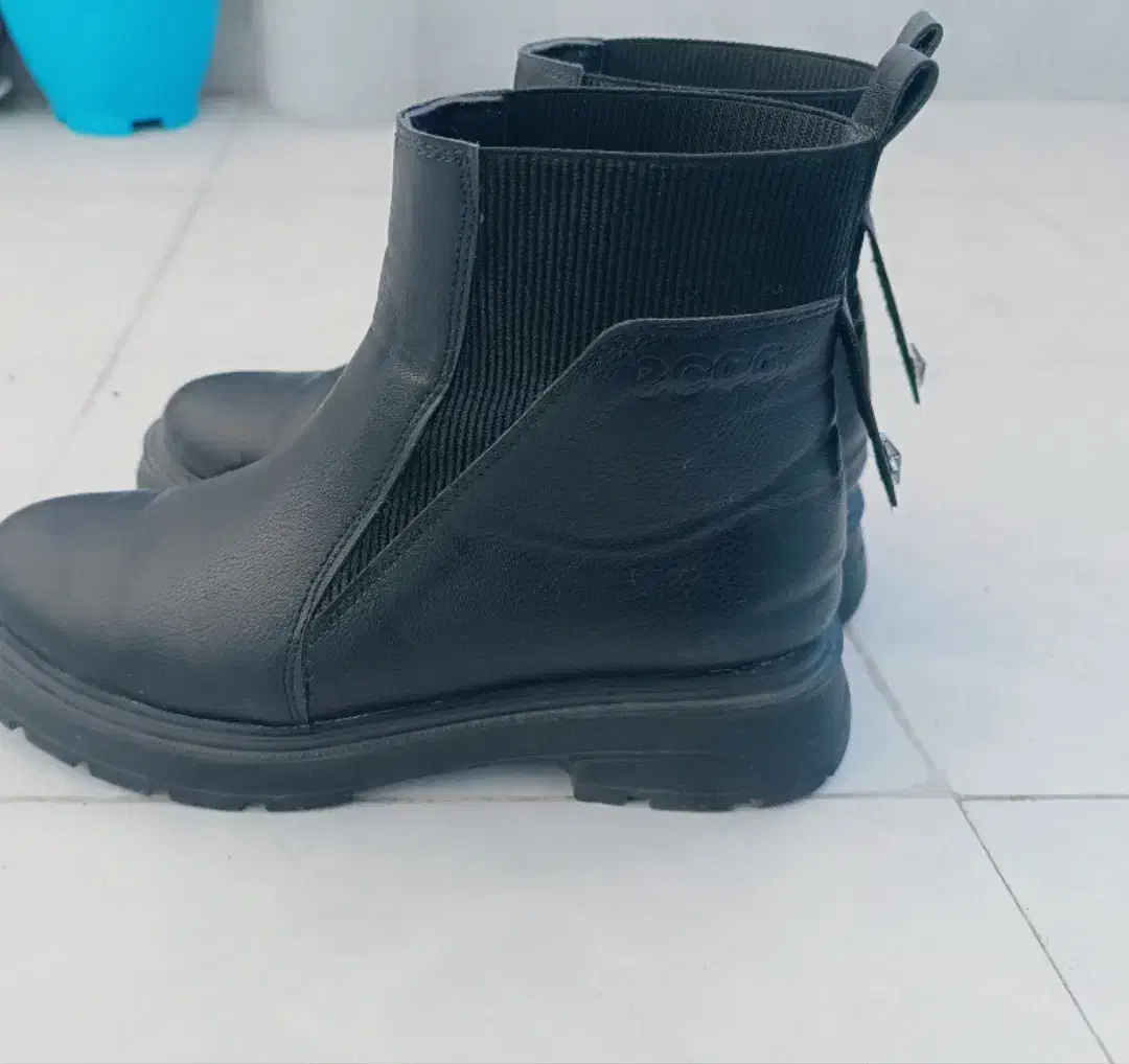 کفش نو ی بار پوشید سایز 38|کیف، کفش، کمربند|شاهین‌شهر, شهرک هشت بهشت|دیوار