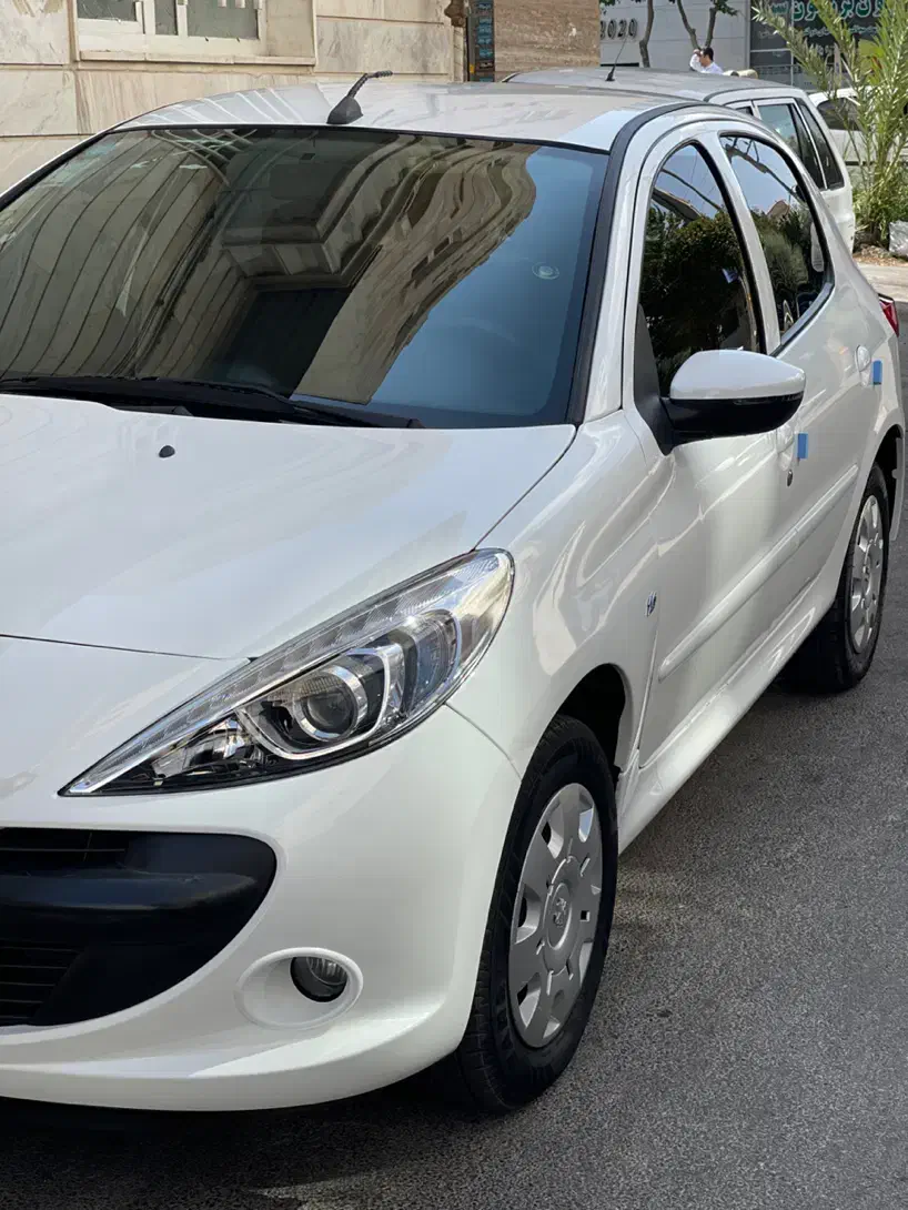 ۲۰۷ تیپ ۵ ecu  بوش مدل ۱۴۰۲ فابریک بدون نقطه|خودرو سواری و وانت|شیراز, نصر|دیوار