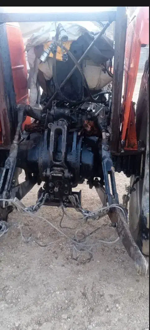 تراکتور ۲۸۵|خودرو کلاسیک|کوهدشت, |دیوار