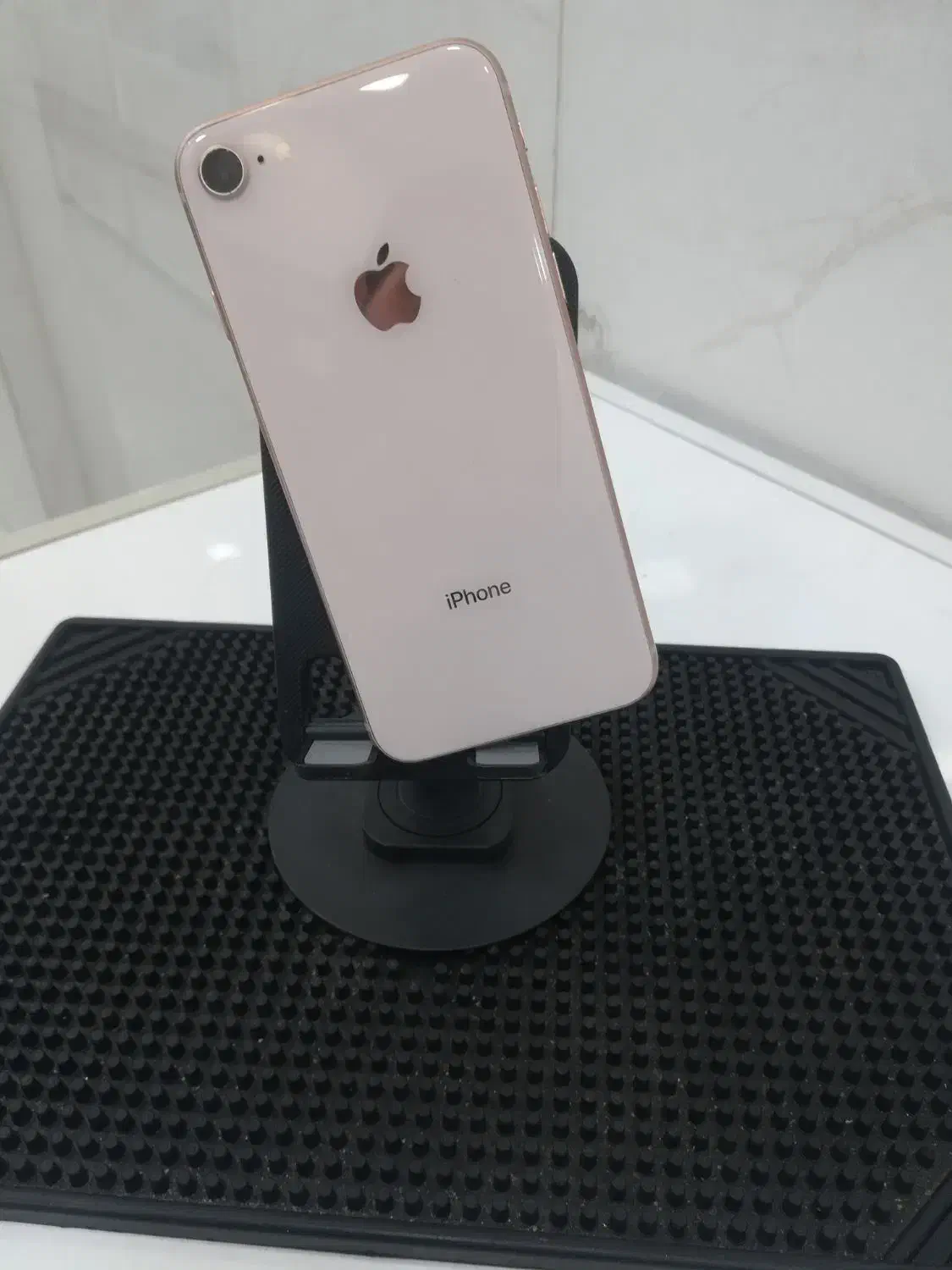 آیفن 8   خیلی تمیز|موبایل|امیدیه, |دیوار