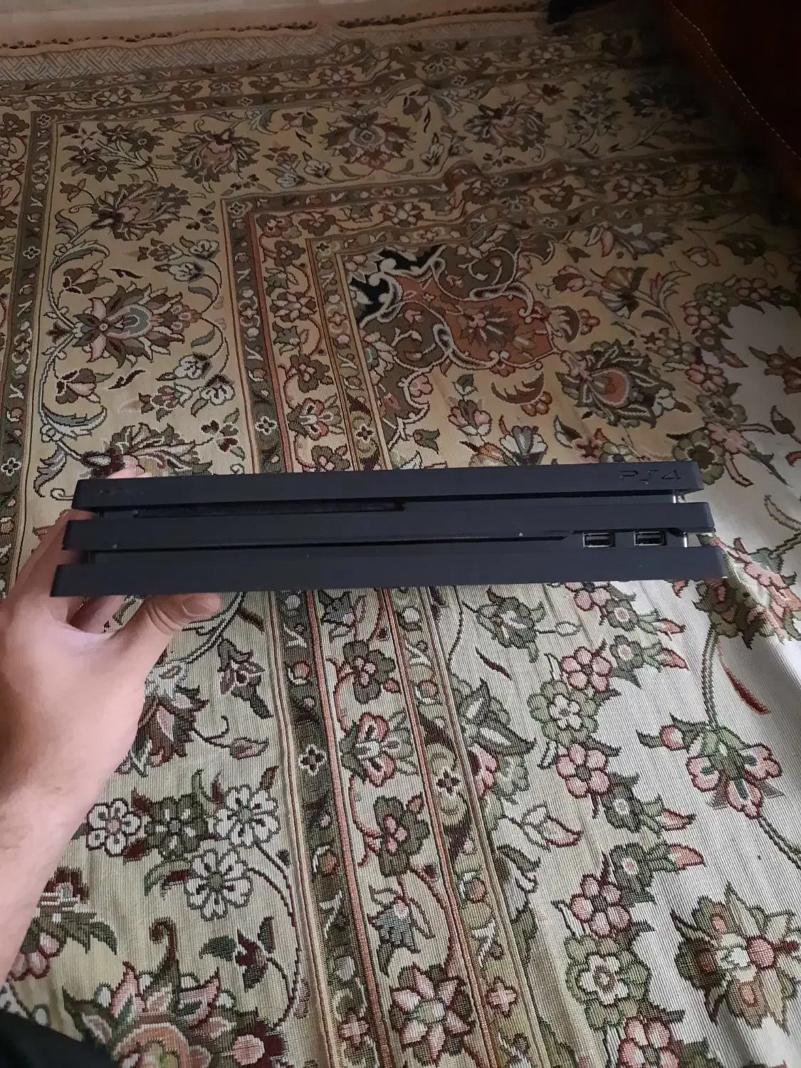 ps4 pro دو دسته اورجینال به همراه دیسک|کنسول، بازی ویدئویی و آنلاین|اسلامشهر, مطهری|دیوار